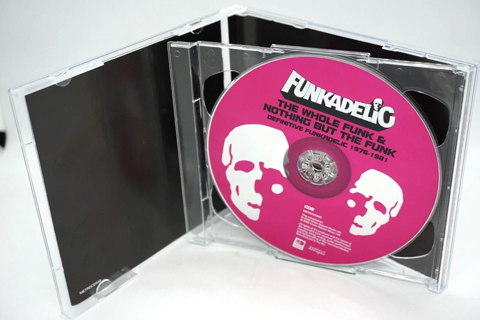 FUNKADELIC : DEFINITIVE FUNKADELIC 1976-1981  2CD ALBUM (EU 2005 PRESS) - Image 3 of 4