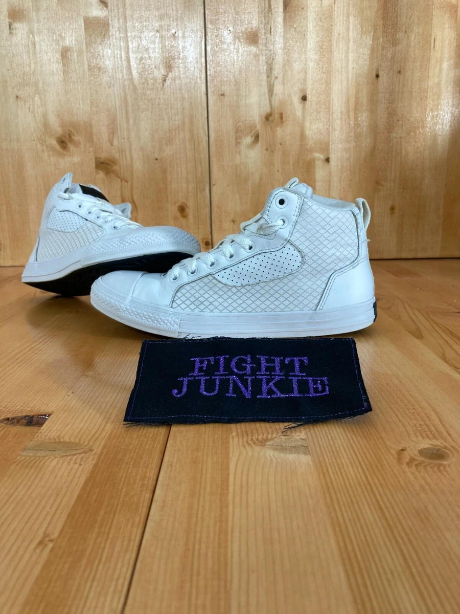 Converse chuck taylor all star asylum mid deals