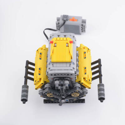 V8 Engine Dynamic Model 945 pièces pour les 14 ans et plus MOC-60662