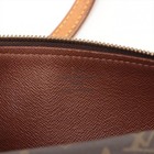 Foto 9 di 9