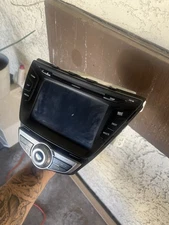 Hyunda Elantra Blue link Stereo