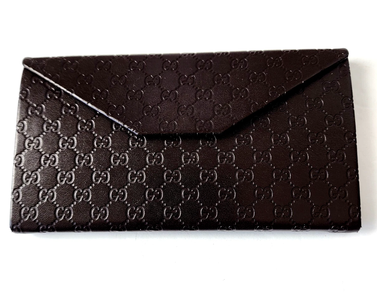 Gucci Leather Unisex Eyeglass Cases & Storage Sunglasses for  display picture 3
