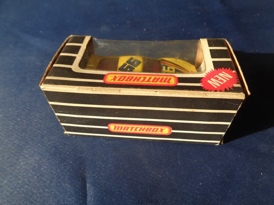 MATCHBOX NEW MB 12 PONTIAC FIREBIRO RACER ANNO 1981 SCALA 1:64 - Immagine 2 di 4