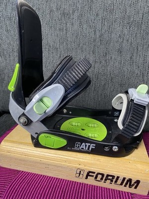 Forum AFT Snowboard Binding (Right) M/L Black With Forum Display Shelf
