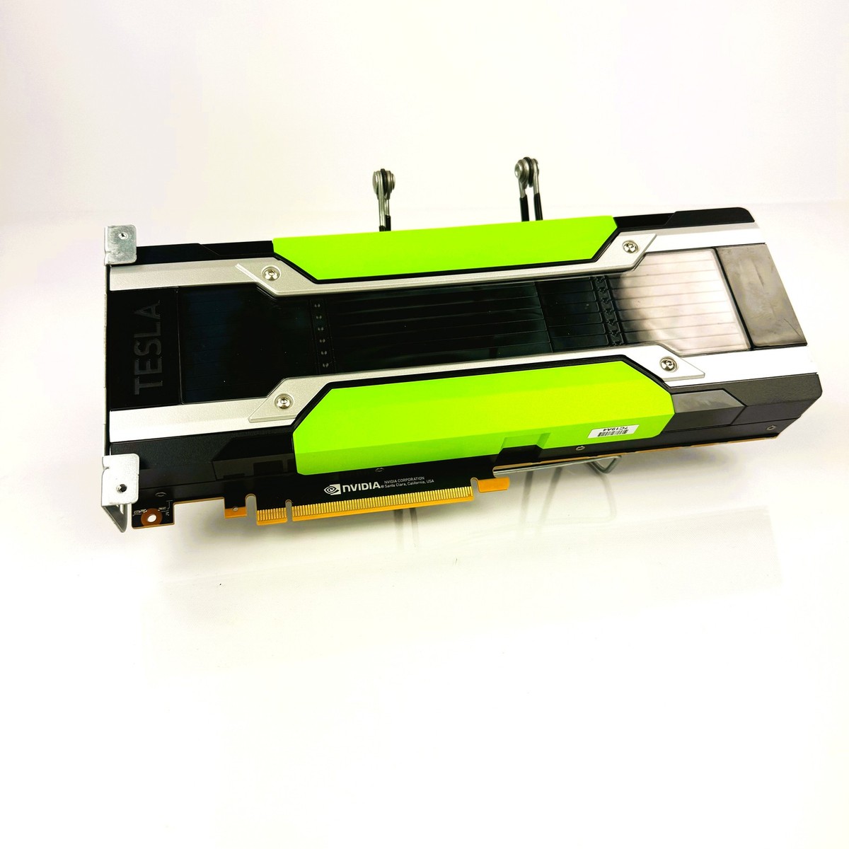 グラフィックボード・グラボ・ビデオカード NVIDIA Tesla P100 16GB PCIe 3.0 GPU Amazon | NVIDIA Tesla P100 16GB PCIe 3.0 パッシブ GPU