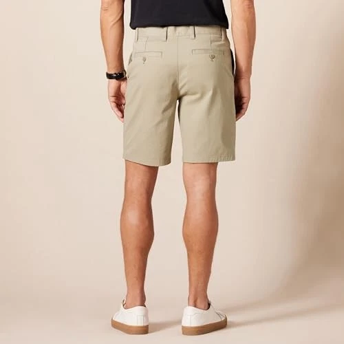 AMAZON ESSENTIALS SLIM-FIT 9" STRETCH CHINO SHORTS - SIZE: MEN 33 - TAN