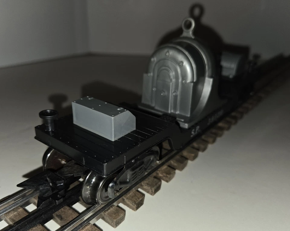 Marx S.P.  Southern Pacific 39520 Generator Car Type G Trucks Plastic Tilt - Image 3 of 4