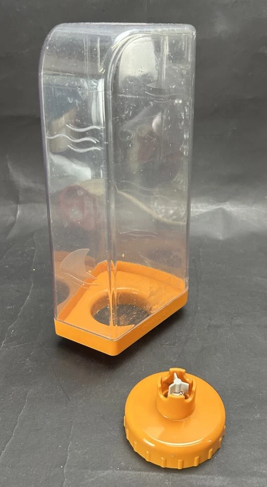 Conjunto de tanque de botella de jugo de naranja para hacer bebidas mixtas Margaritaville MD3000 Foto 2 de 4