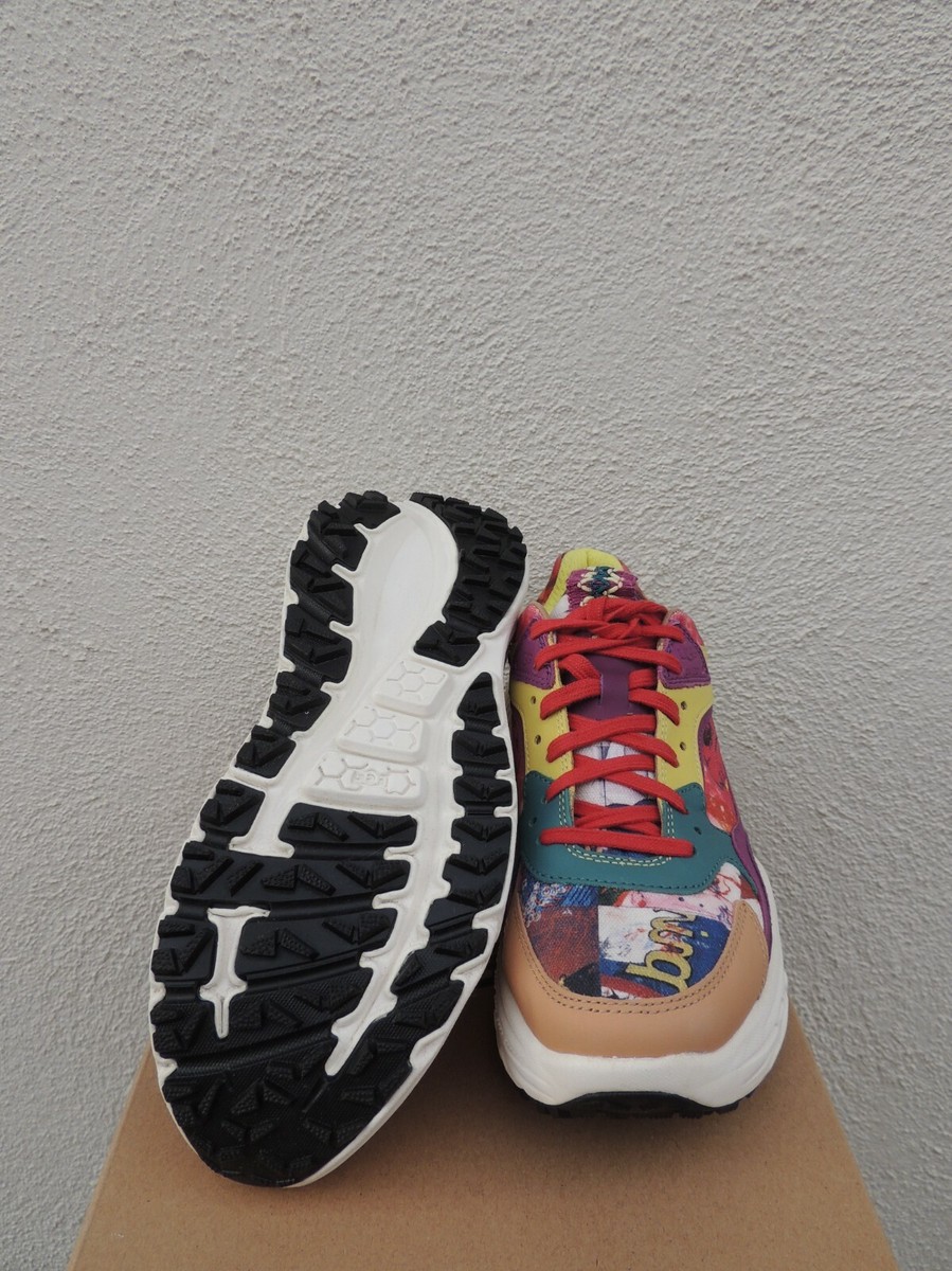 【限定】UGG CA805 X Yokoo Wonderland 24.0㎝ UGG CA805 X YOKOO WONDERLAND ALL GENDER LEATHER SNEAKERS
