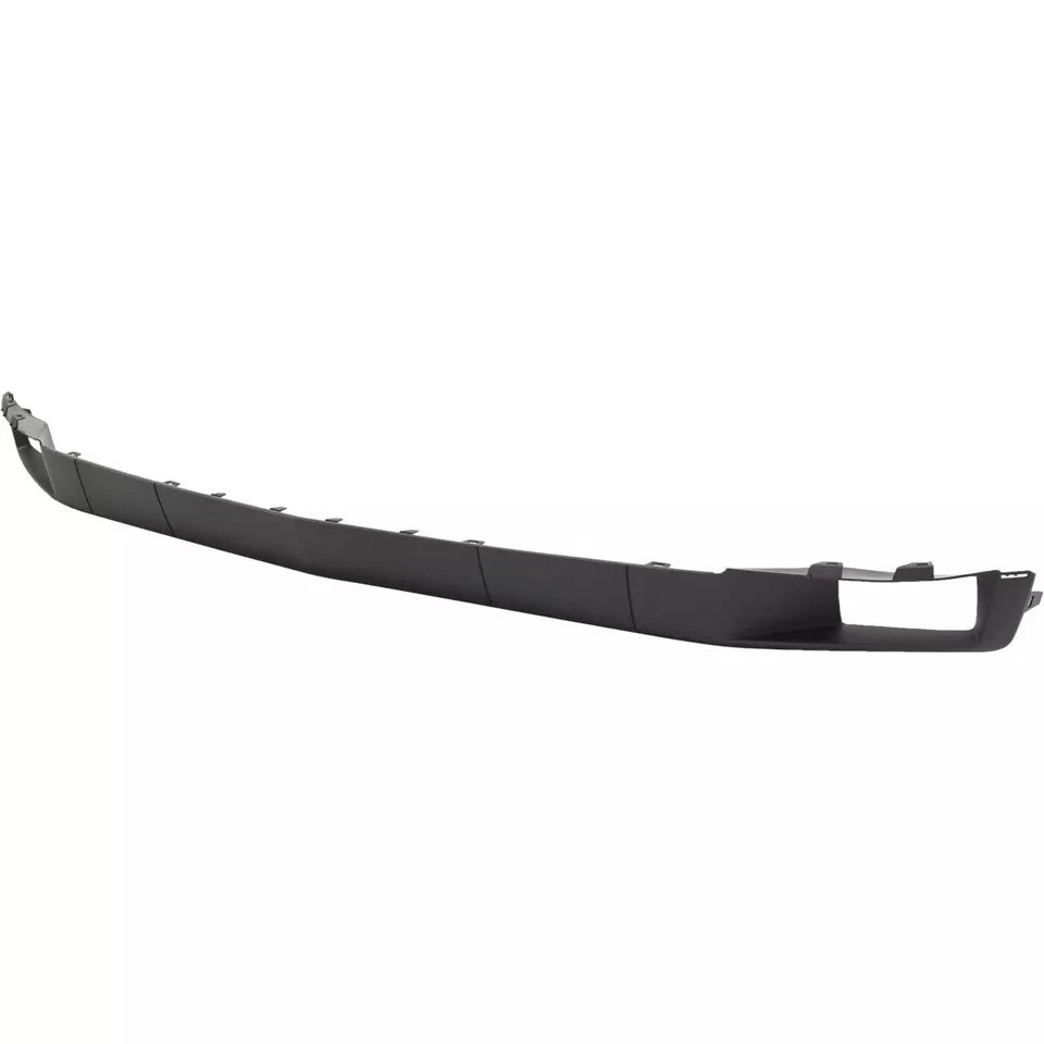 New Front Bumper Filler Molding Trim Fits 2015-2020 Chevrolet Suburban / Tahoe Foto 3 de 4