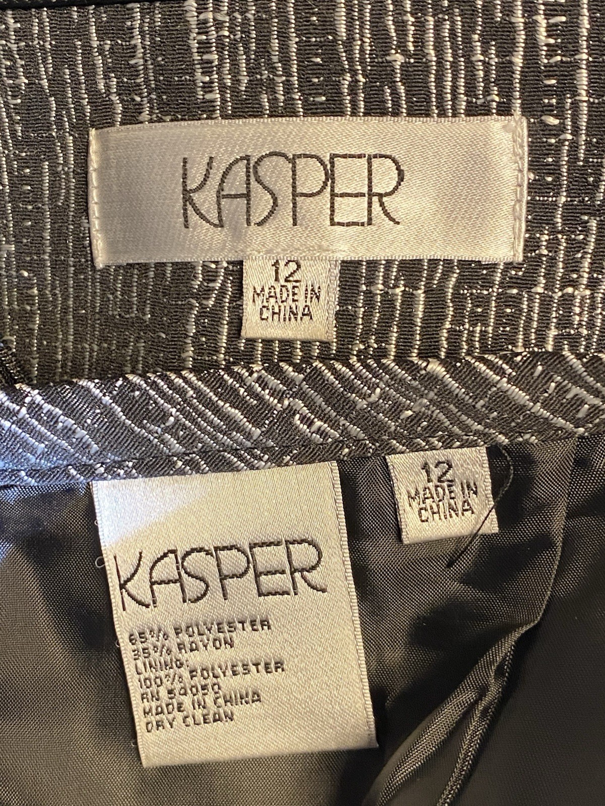 KASPER LOVELY SKIRT SUIT-BLACK & WHITE DESIGNS-BUTTON BACK FABRIC-SIZE12-NWOT