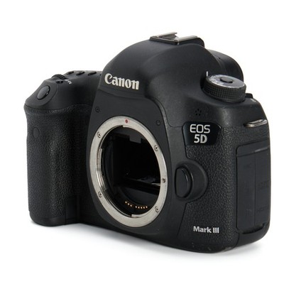 Canon EOS 5D Mark III ca. 110.000 Ausl. Kamera