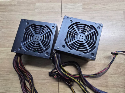 Restposten 2x Corsair VS450 450W ATX PSU 80 PLUS weiß Model 75-001835 2x 6+2 PCIe