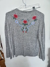 Zara Trafaluc TRF Womens Soft Knit Top Gray Embroidered Shirt Long Sleeve Small