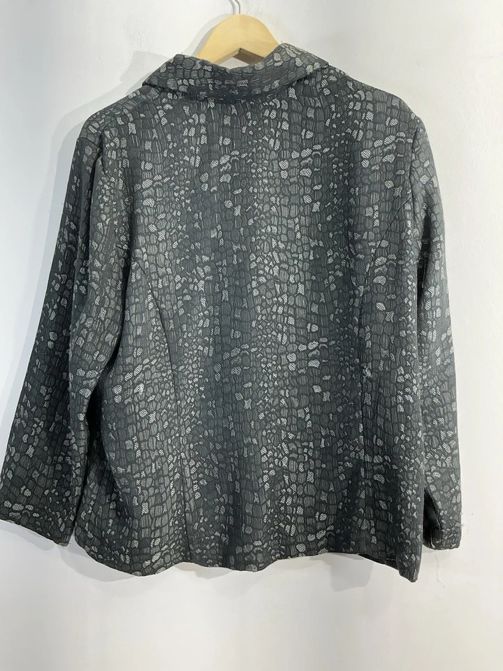 Chaqueta Blazer Mujer Apparenza Grande Negra Gris 2 Botones Delanteros  Foto 2 de 4