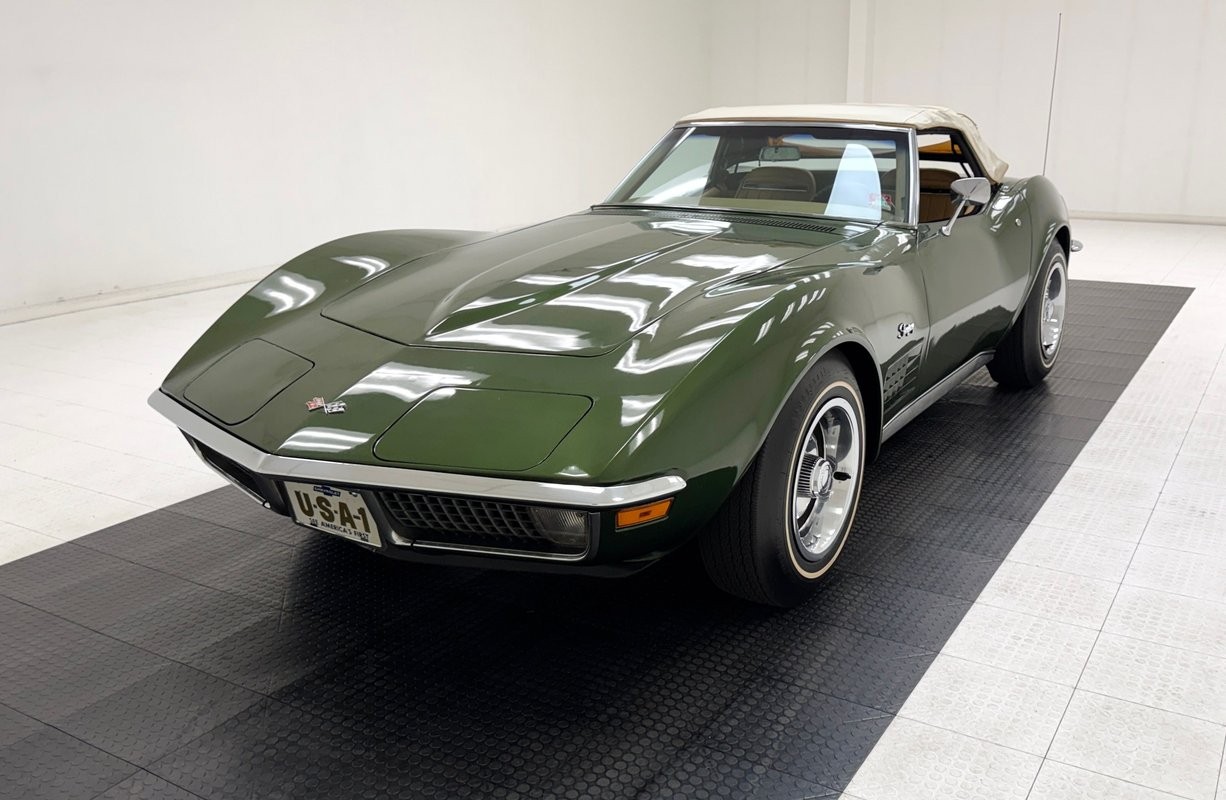 1970 Donnybrooke Green Chevrolet Corvette   | C3 Corvette Photo 2
