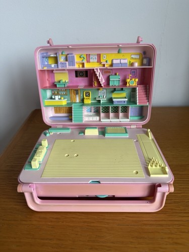 Vintage Polly Pocket 1989 Bowling Alley Cassette Player - NO FIGURES NOT WORKING