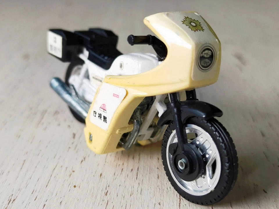 Vintage Tomica Toys Honda CB750F 1:34 Motorcycle Police White Good Made In Japan - Image 2 of 4