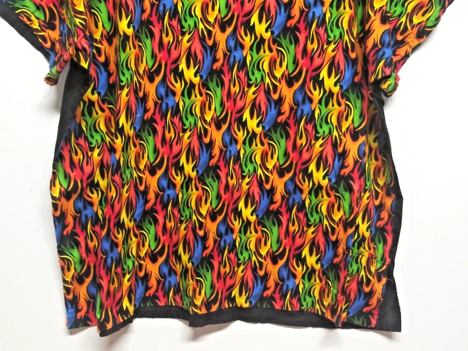 FLAMES FIRE PRINT Scrub Top short sleeve 2X/3X black orange blue vibrant pullove - Image 3 of 4