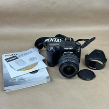 PENTAX Pentax ist D 6.1MP Digital SLR Camera - Black (Kit w/ DA 18-55mm Lens)