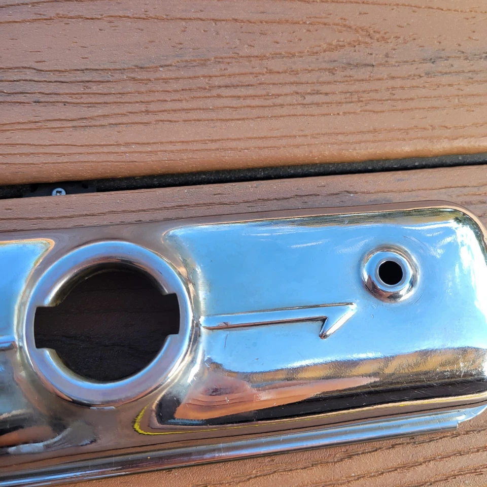 Renault Ventoux Chrome Valve Cover Dauphine Ondine Car - Image 3 of 4