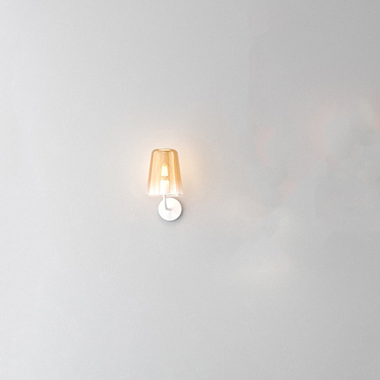 Applique Cromo e Vetro Ambra E27 | Stile Urban Contemporaneo Shaded