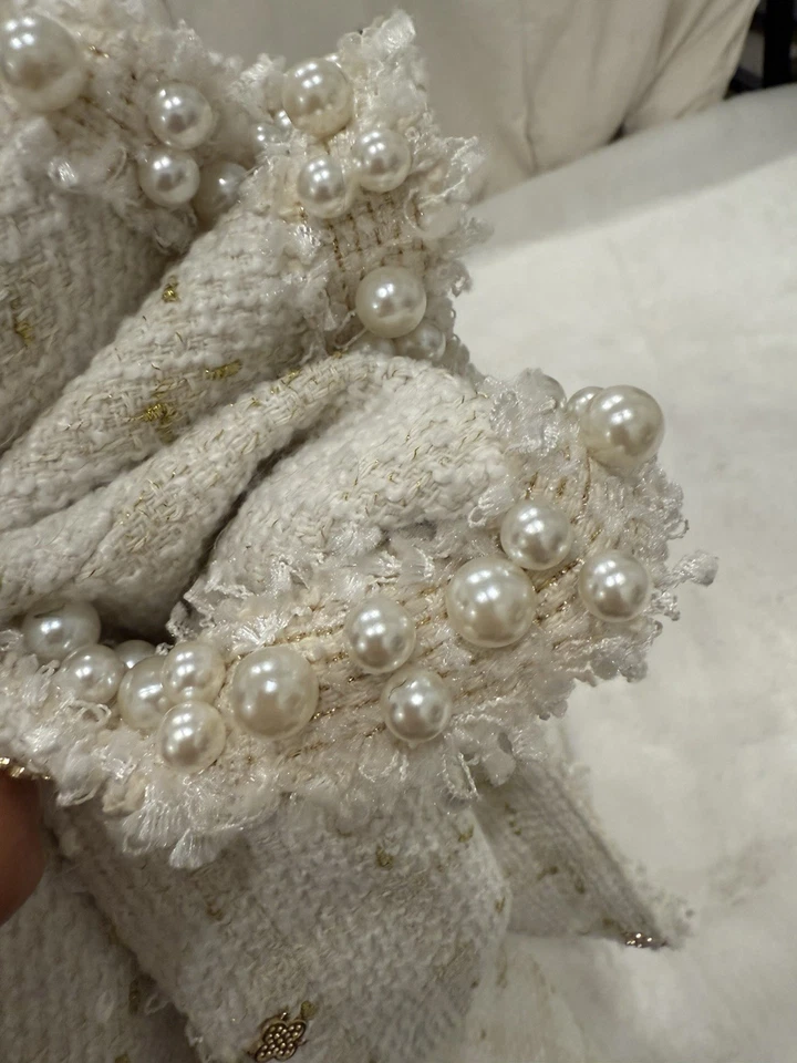 Blazer de lujo vintage de lana/tweed "como Chanel" para mujer - adornos de perlas Foto 3 de 4