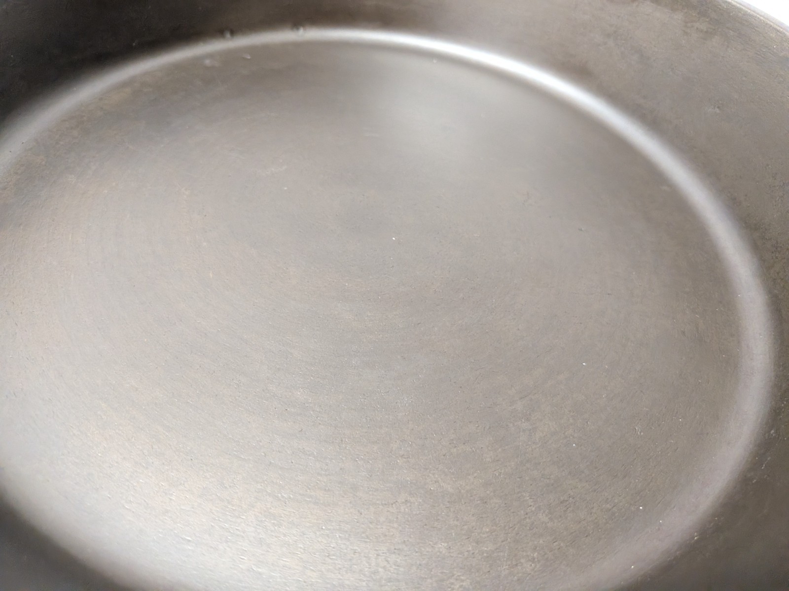 Vintage Cast Iron Vollrath Ware Skillet # 8