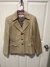 Tahari Woman  s Linen Blazer Size 6 Beige