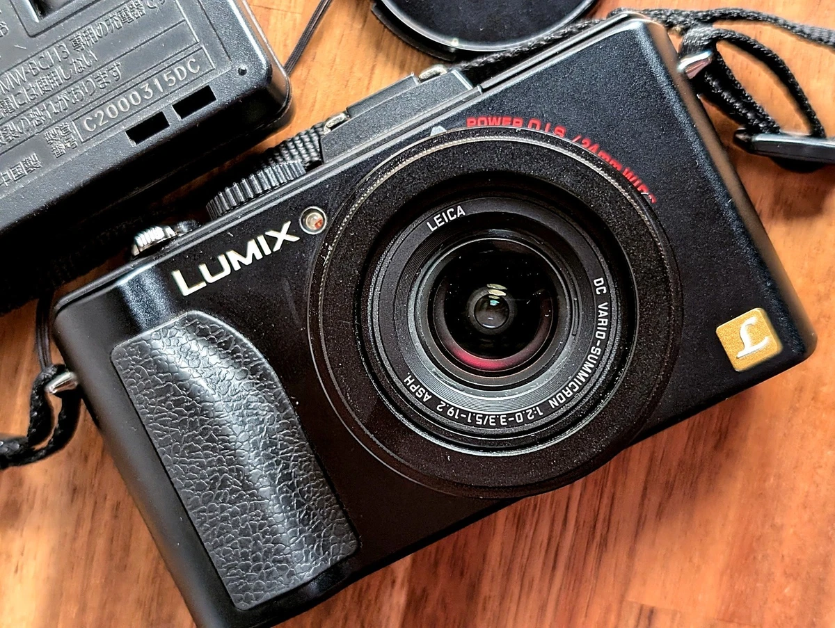 25+ Panasonic LUMIX DMC-LX5 Digital Cameras for sale | Updated Oct
