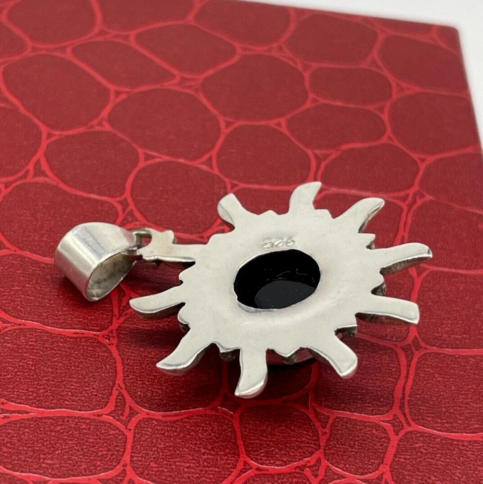 CIONDOLO PER COLLLANA UOMO E DONNA SOLE INDIANO DI ONICE NERO LISCIO ARGENTO 925 - Immagine 4 di 4