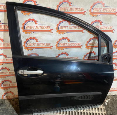 TOYOTA YARIS D4D MK2 FRONT DRIVER SIDE RIGHT DOOR BARE IN BLACK 2010
