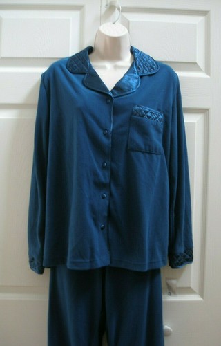 Women’s MEDIUM Fleece Pajamas Top & Pants Set Teel Green Quilted Collar NWT - Picture 11 of 11