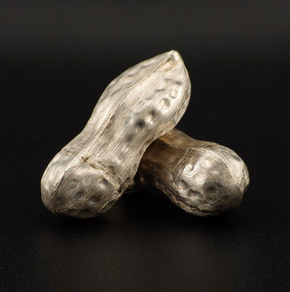 c1970 PAIR VINTAGE MEXICO TAXCO 925 STERLING SILVER PEANUT FORM PILL BOXES a
