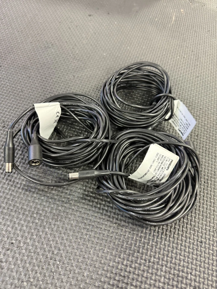 Philips Hue Play 5m Extension Cable - Black - Used - Image 2 of 2