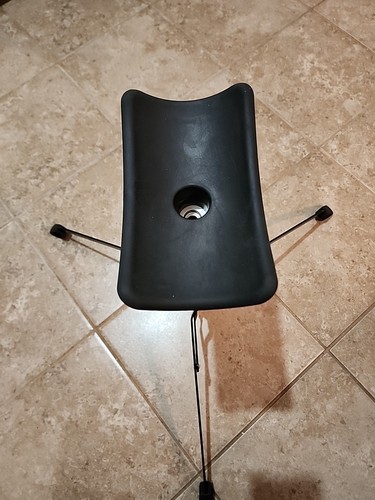 K&M Konig & Meyer 14950 Performer Tuba Stand Adjustable Height Stable - Picture 7 of 9