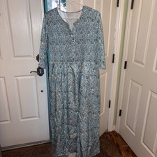 Women's XL-dress-NEW! MIDI-3/4 Sleeve-would Fit Someone Large Size