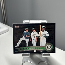 2011 Topps - Oakland Athletics #204 All-Black  b31