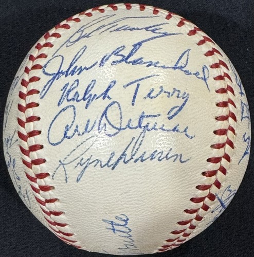 1959 YANKEES TEAM SIGNED OAL BASEBALL YOGI BERRA DUKE MAAS FULL PSA DNA LETTER - Picture 4 of 7