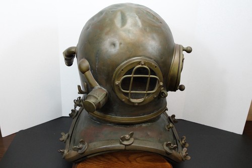 A. Schrader Sons Antique Dive Helmet (Hat) Circa 1920’s - Picture 12 of 23
