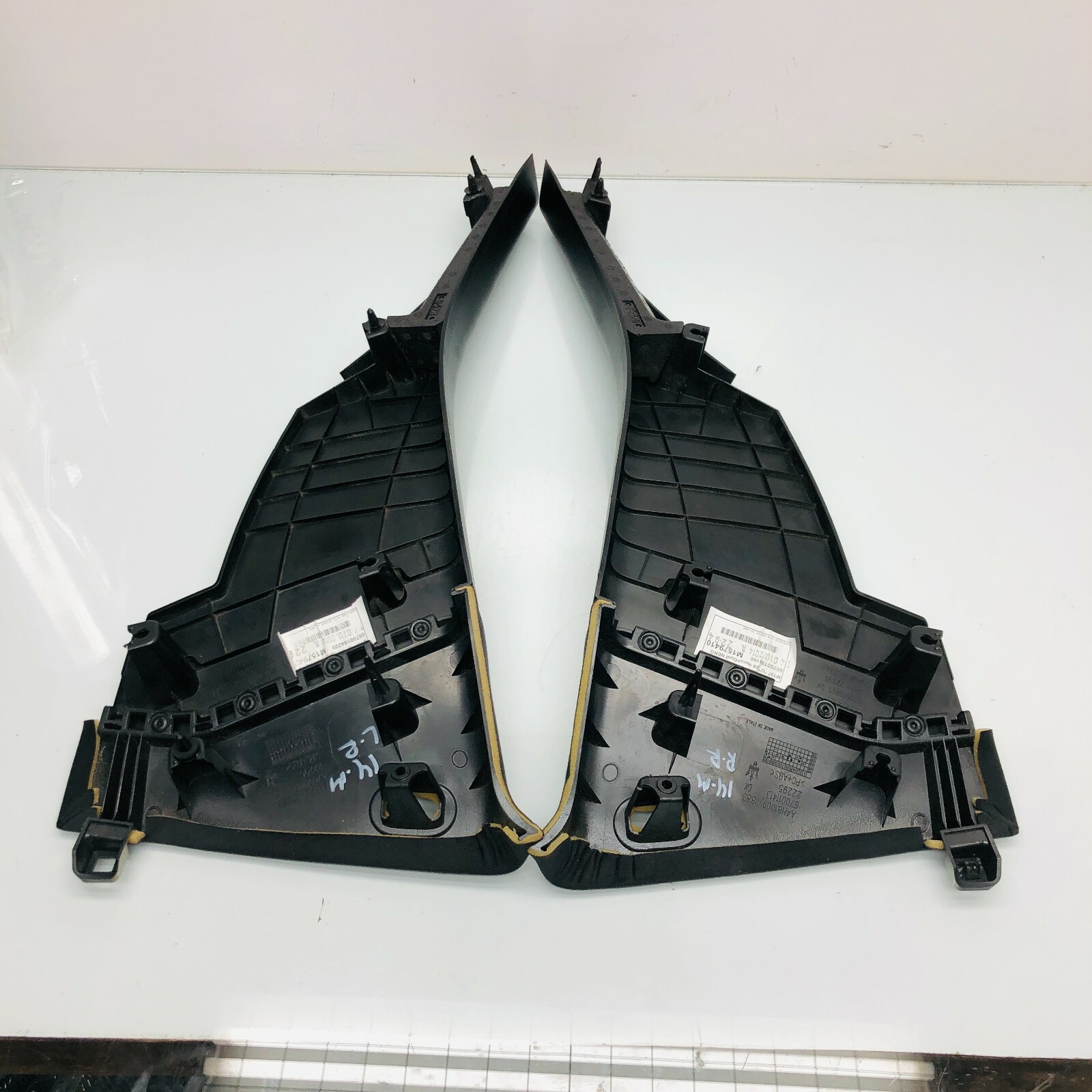 2014 - 2019 Maserati Ghibli Left & Right Rear Lower C-pillar Cover Panel Trim