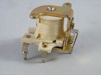  NEW DUKANE PROJECTOR RELAY PART # 596-137