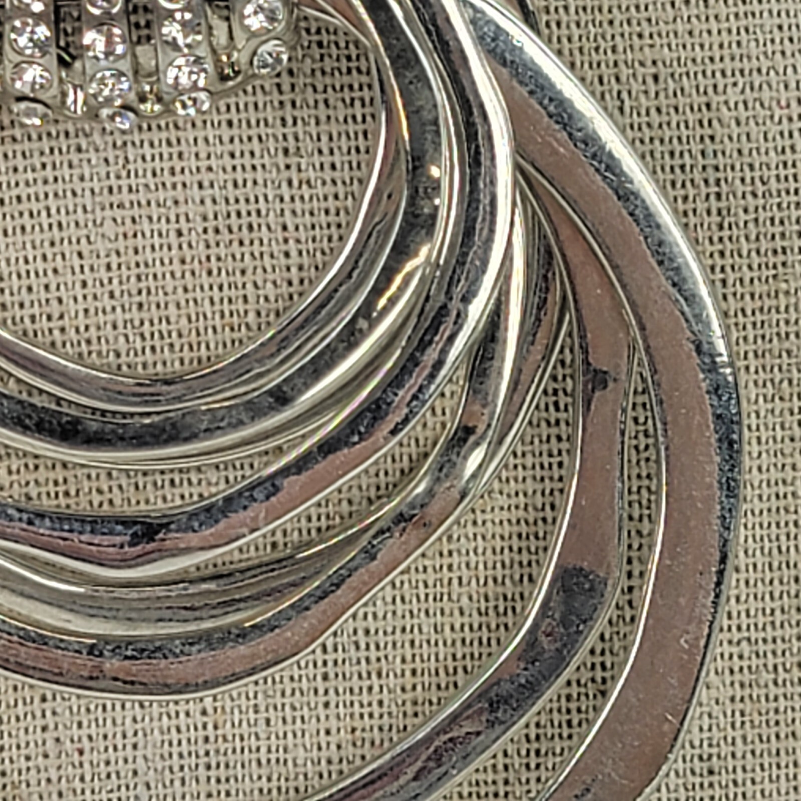 C1946 Silver-Tone Large Multi Circle Pendant Cord… - image 4