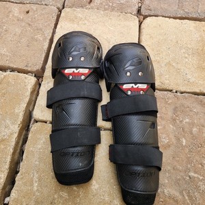 EVS Sports Option Knee Pads Powersports Motocross Size Adult OSFM 15" preowned 