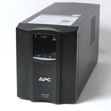 Gruppo di continuità APC Smart UPS C1500 1500VA 230V Tower SMC1500I LCD RJ-45 8x prese senza batterie