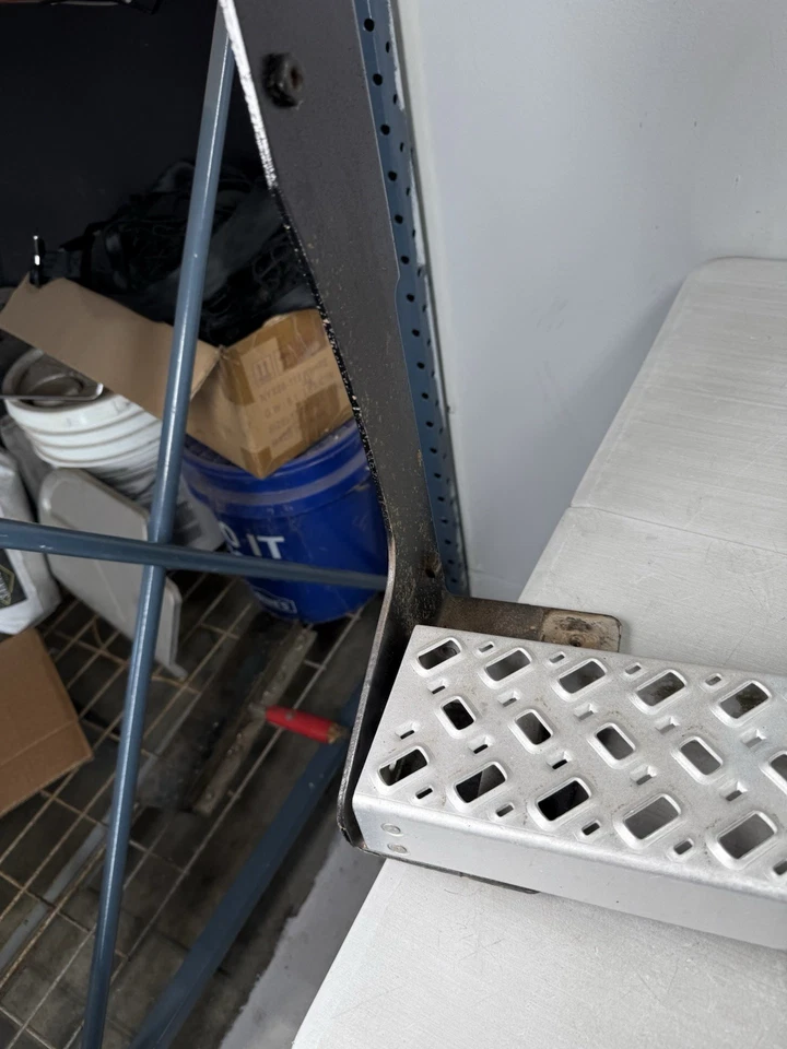 Mack Anthem 2019 cabina corta soporte escalonado DPF P/N 22879089 Foto 3 de 4