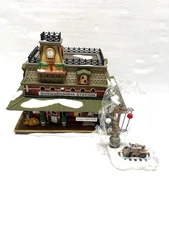 Department 56 New England Village "Susquehanna Station" Brand NEW
