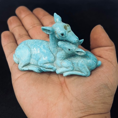 Beautiful Elegant Hand Carved Native American Turquoise Deer Fetish Signed