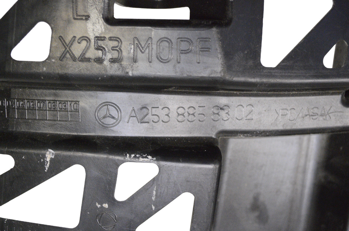 Mercedes X253 Bumper Bracket Rear Left A2538858302 GLC250d 2017 