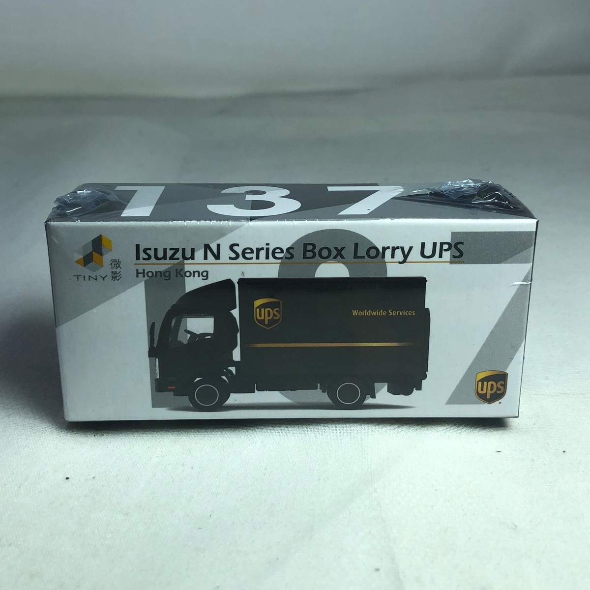 1/76 scale TINY ISUZU N Series Box Lorry UPS Truck Hong Kong